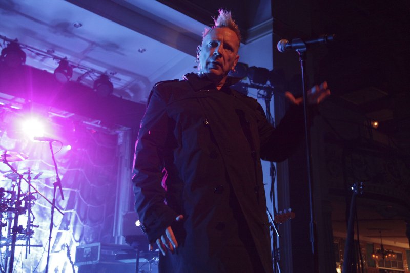 PIL